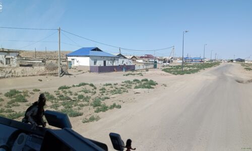 Usbekische Dorf Durchfahrt